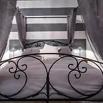 Angel\'S House
