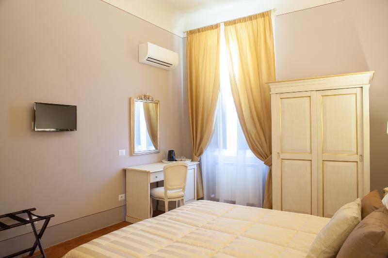 Couette-café I Quattro Poeti 3*