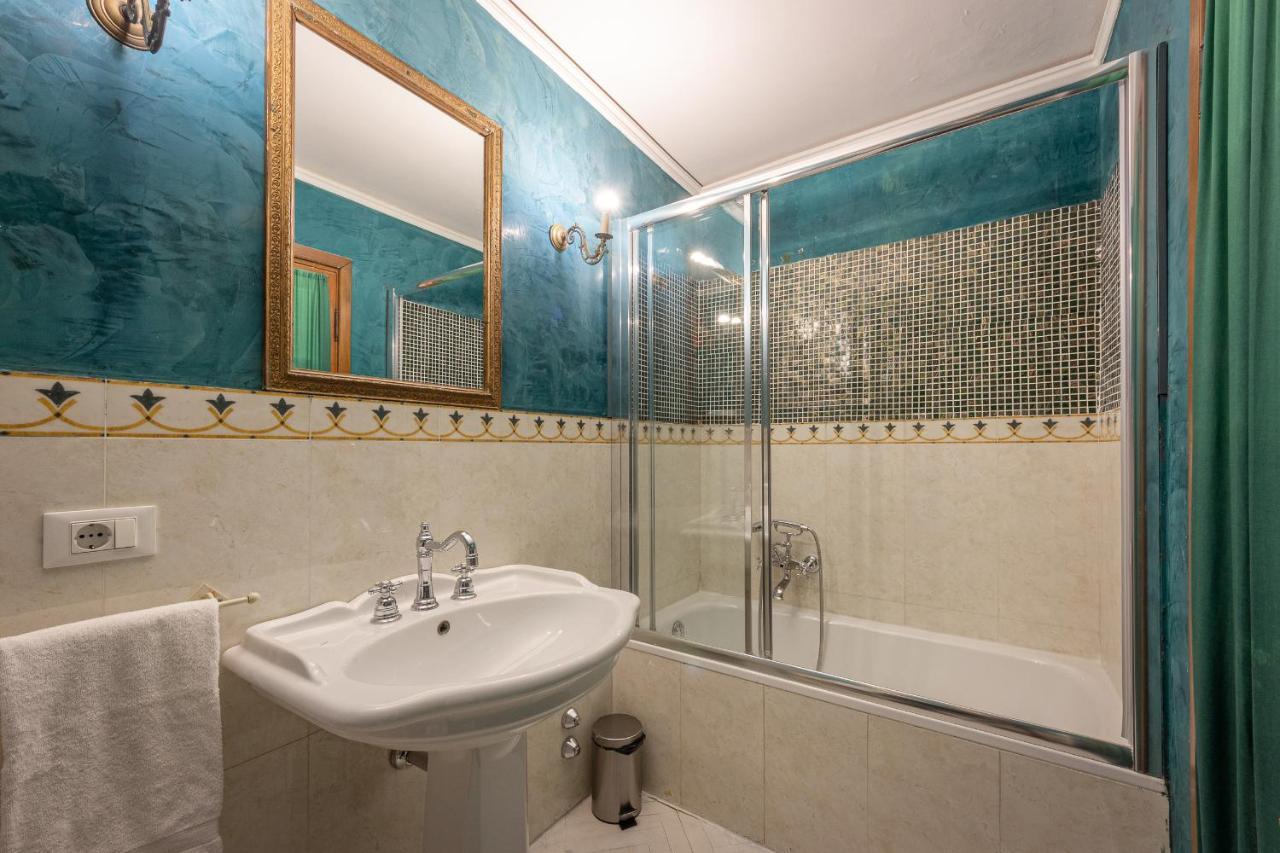 Ponte Vecchio Luxury Ii Apartment