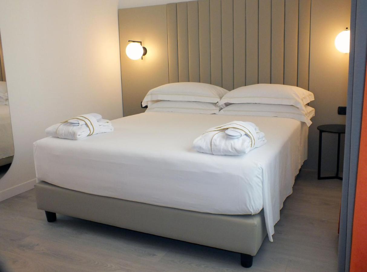 Bb Smarthotel Derose Hotell 4*