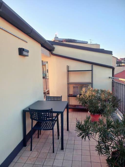 In Attico, Con Posto Auto Privato Appartement *