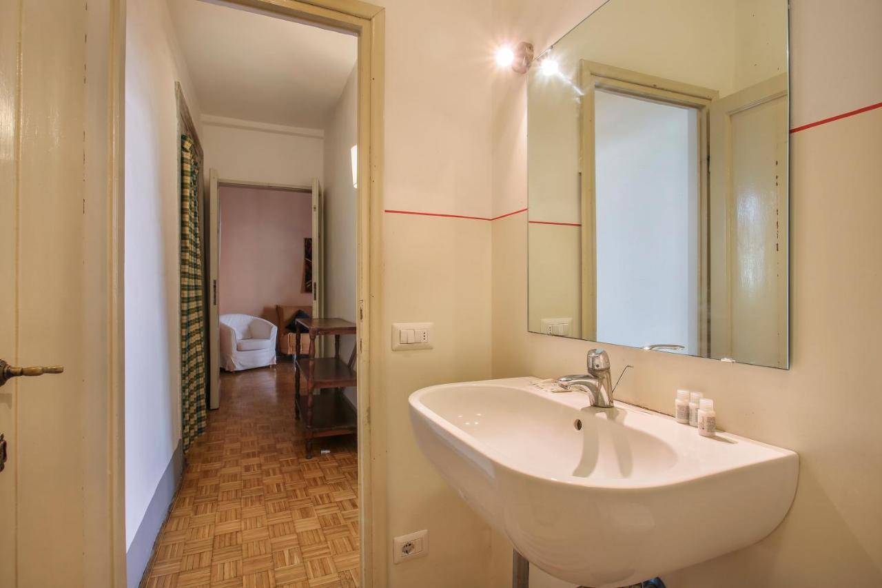 Lemon Tree One Bedroom With Balcony Leilighet