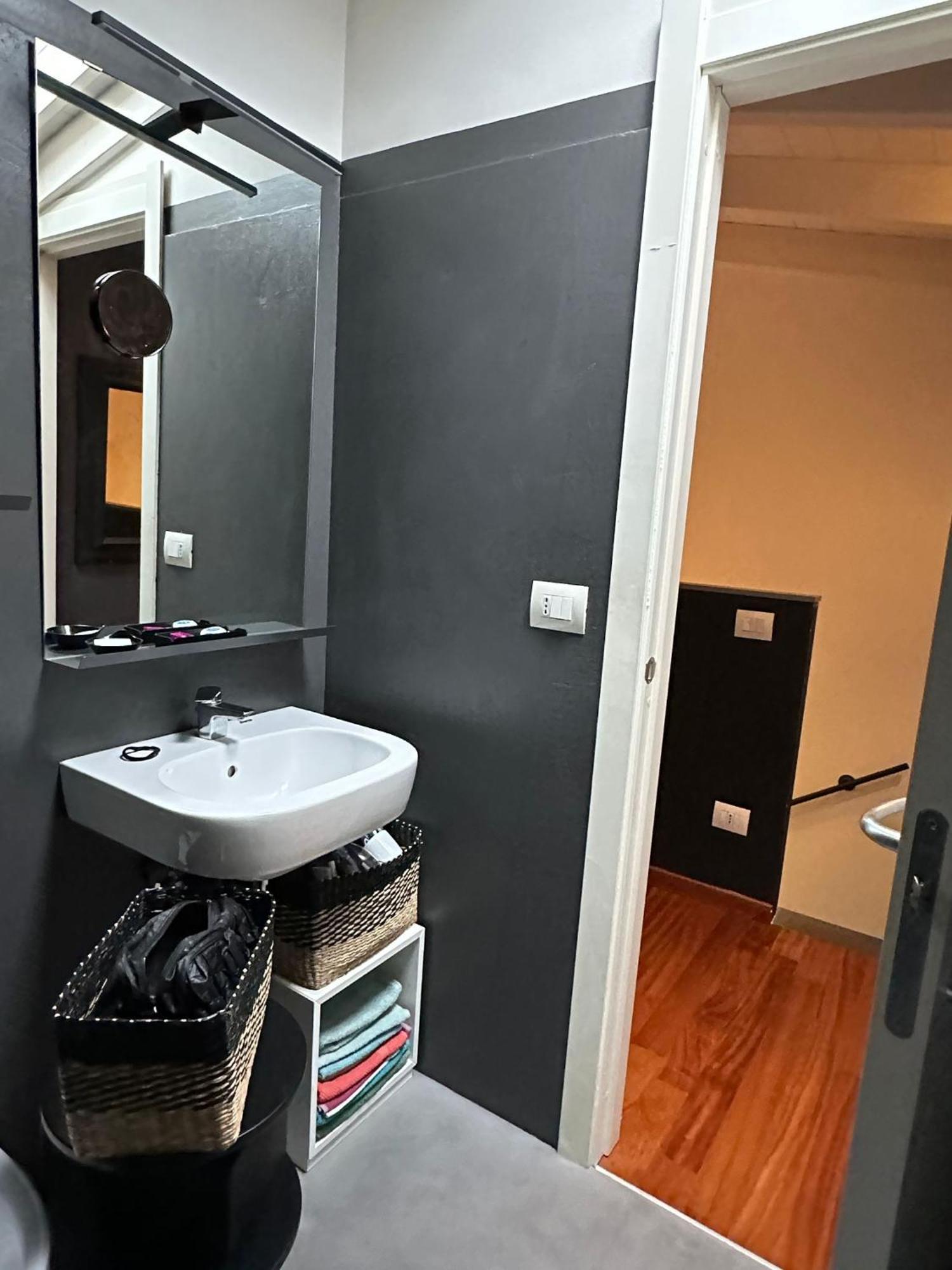 In Attico, Con Posto Auto Privato Appartement *
