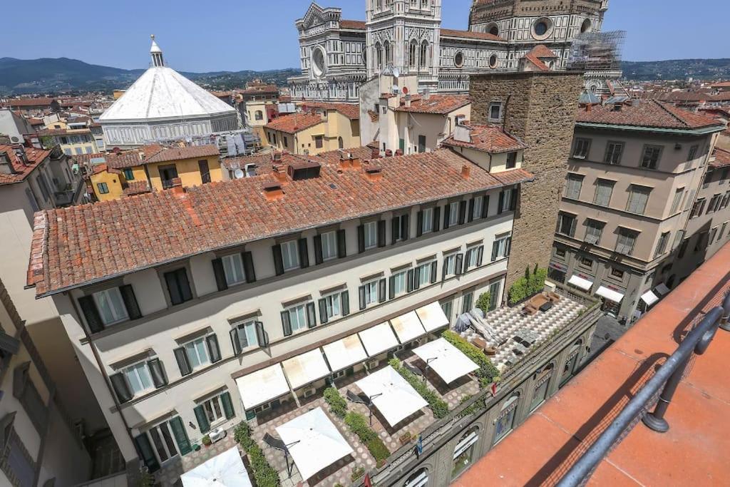 Appartement Spacious & Bright, Next To The Duomo Of Florence, Michelangelo, With Patio