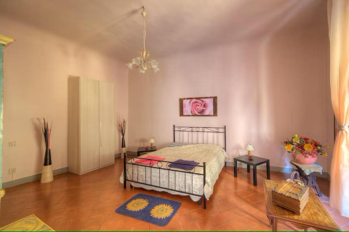 Historical Building Charming Firenze