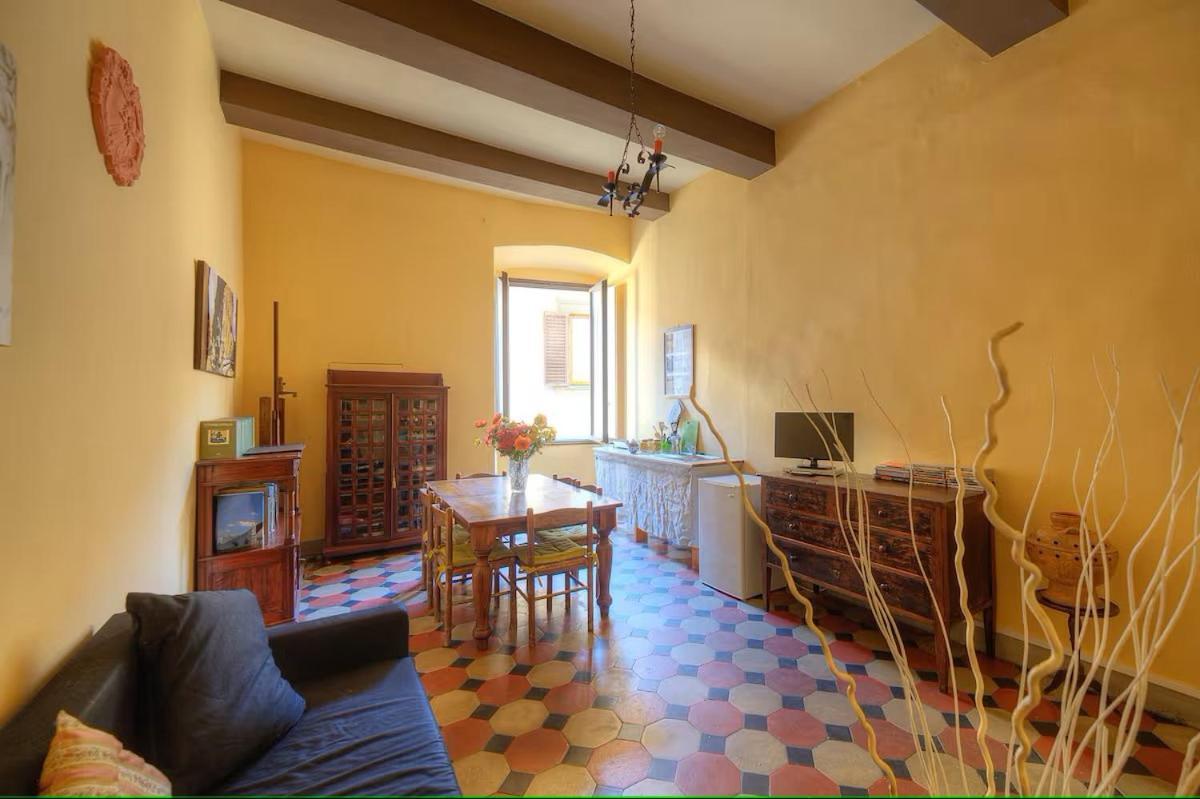 Historical Building Charming Appartamento