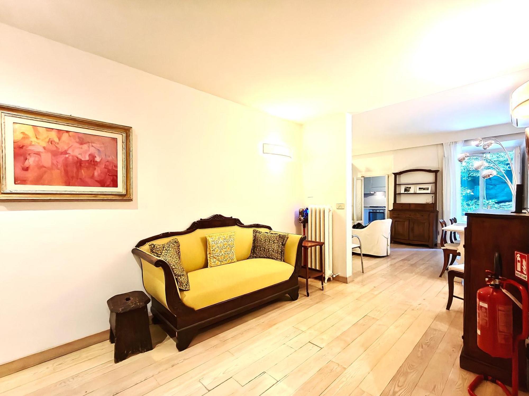 Mazzini Charming Getaway With Courtyard Appartamento Firenze