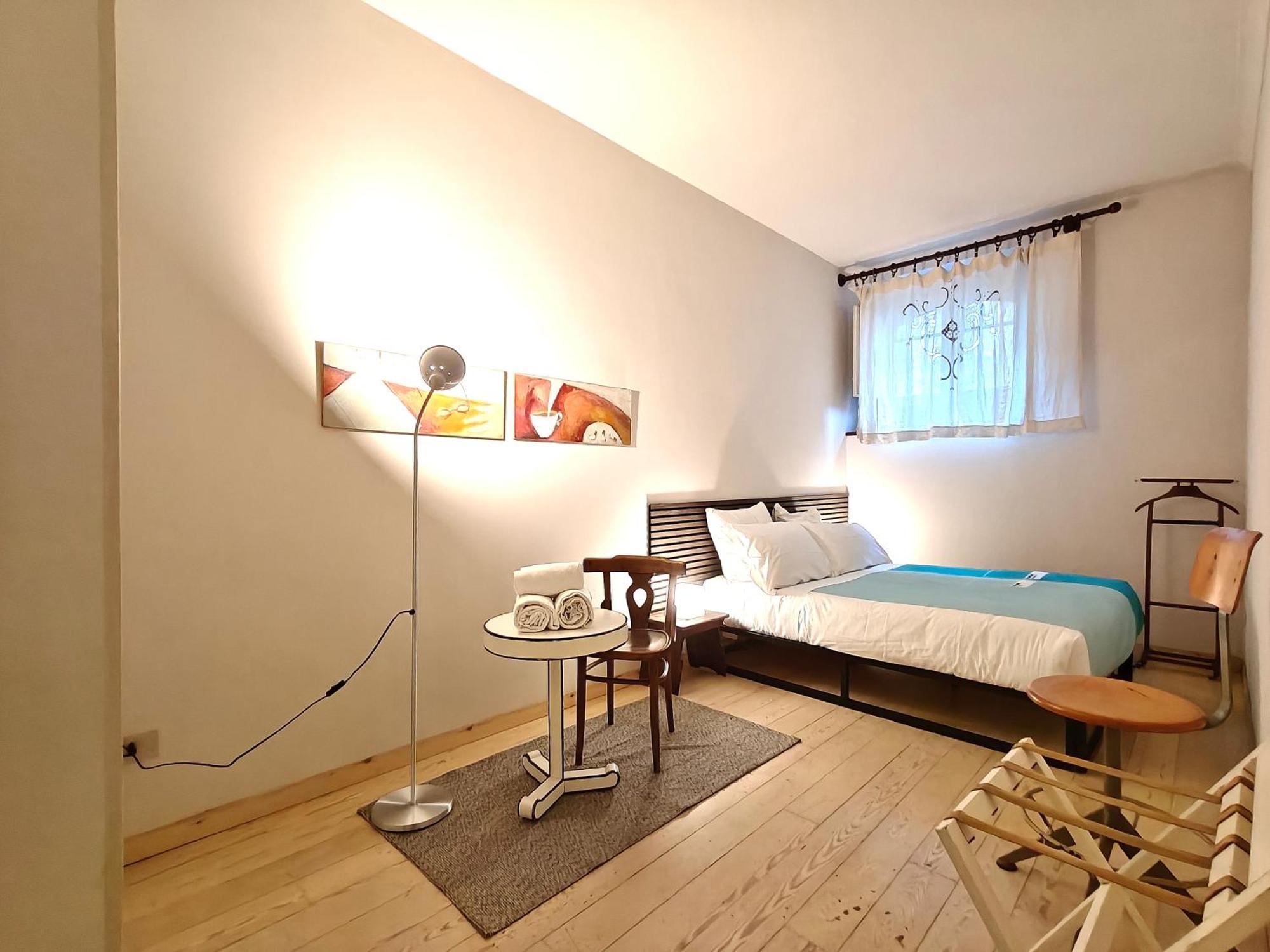 Mazzini Charming Getaway With Courtyard Appartamento
