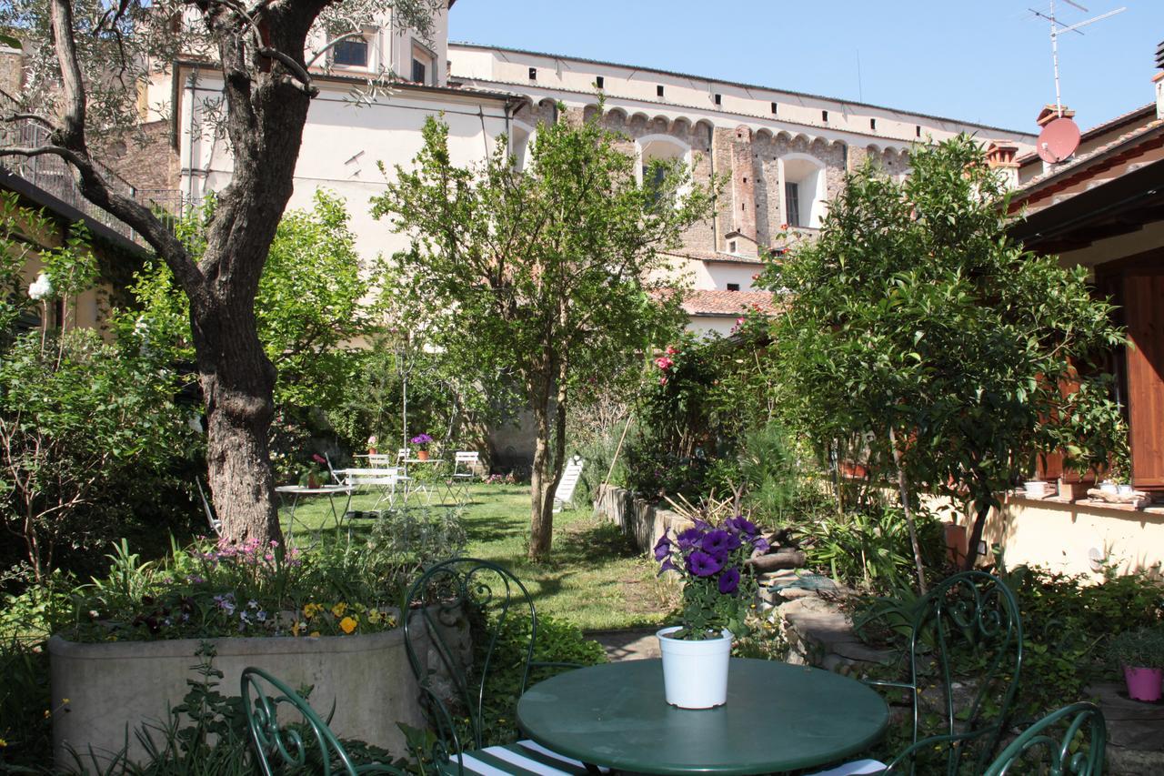 Apartment Garden Terrace Oltrarno Florence