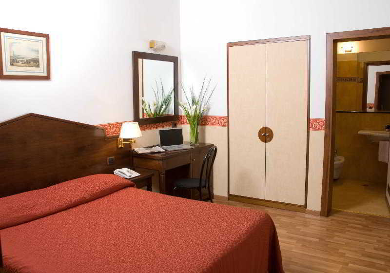 Golf Hotel 3*