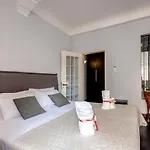 Mamo Florence - San Niccolò Apartment