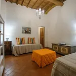 Roomy&elegant apartment by Piazza Pitti