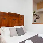 Piazza della Signoria-Rental in Rome