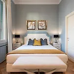 Dimora San Frediano, Oltrarno\'S Gem With Patio