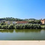 Apartments Florence- Biblioteca Apartment With View