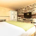 Lovely Apartment By Villa Il Mosaico