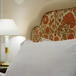 Hotel De La Ville