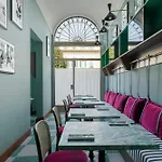 Carolus Hotel