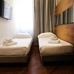 Hotel Embassy