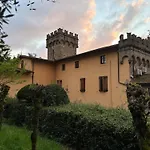 Casa La Torre Un Castello Alle Porte Di Firenze