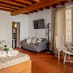 Dante\'S Relais