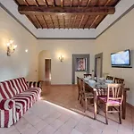 Central Strozzi By Mmega