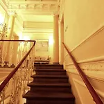 Opera D\'Arte Apartment City Center