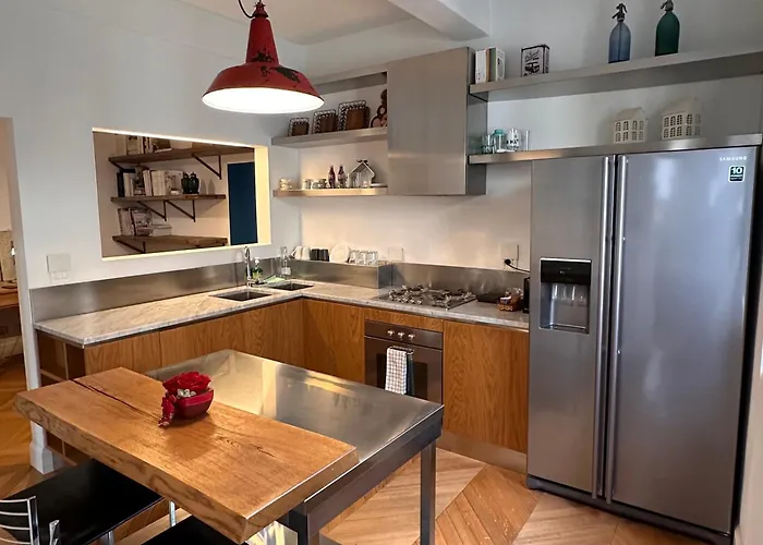Flora Apartment
