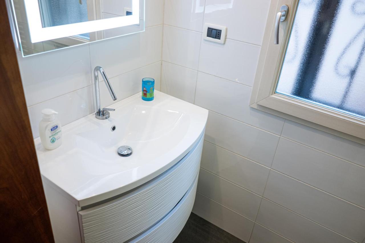 Apartment Giulia House Via Dell Ariento 5 *