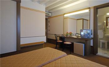 Nuovo Palazzo Di Giustizia Hotel Florença