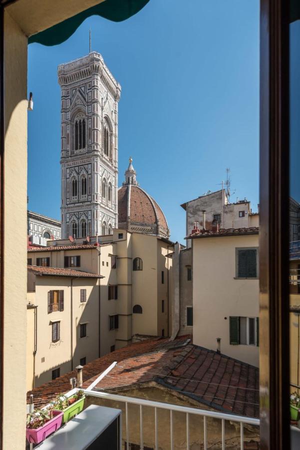 Charming 2bed Overlooking Duomo - Hosted By Sweetstay * Firenze