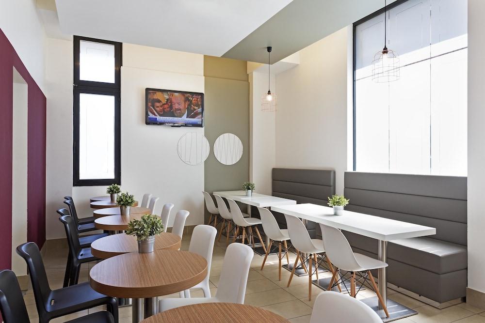 Novoli Hotel 3*