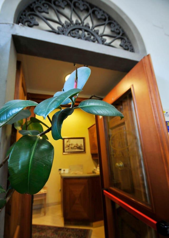 Anna's Hotel Florença