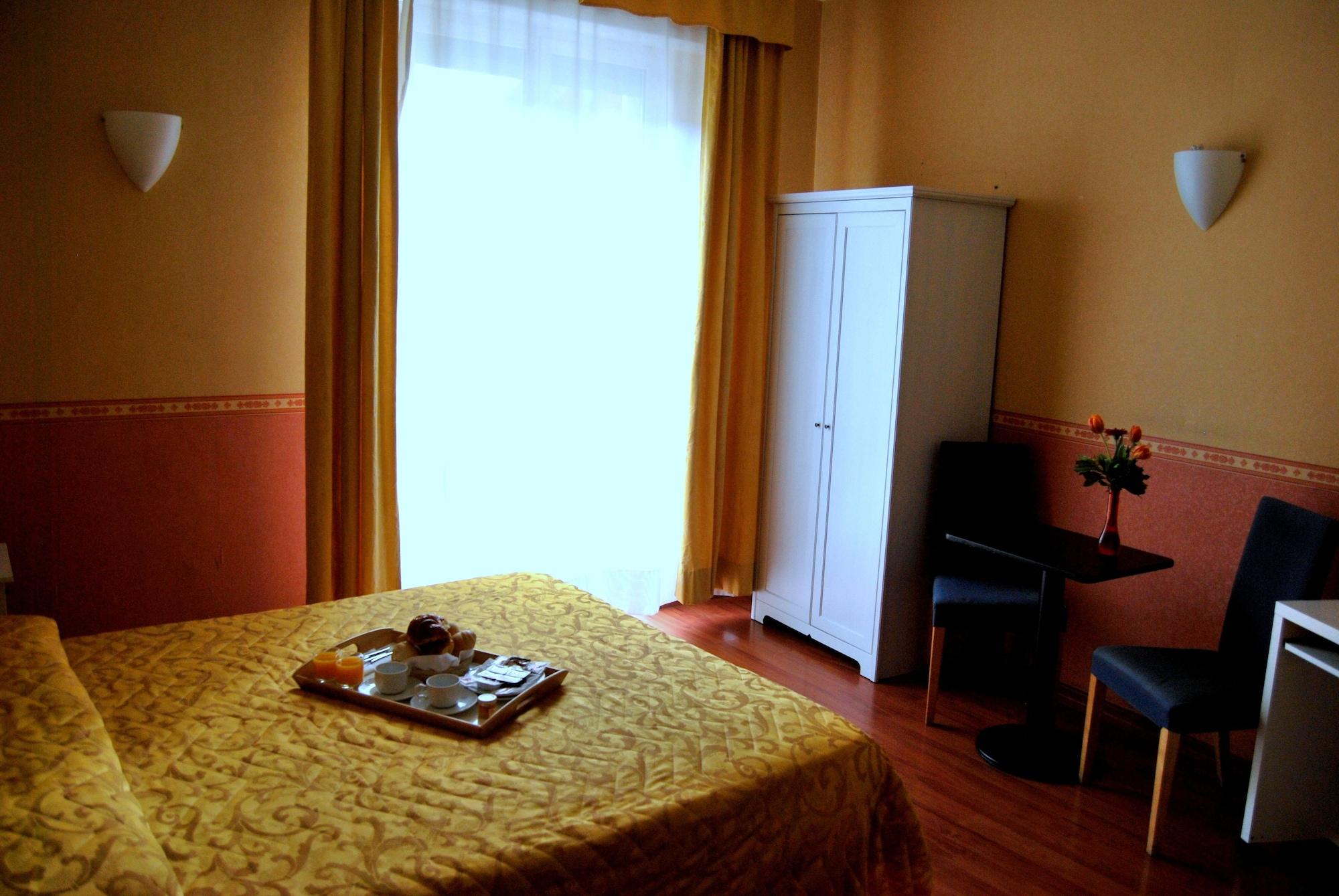 Cantoria Hotell 3*
