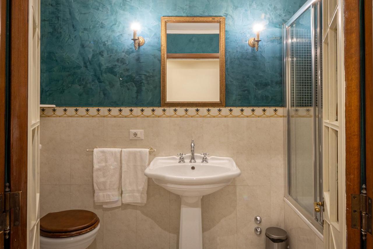 Ponte Vecchio 3 Bedroom Appartamento *