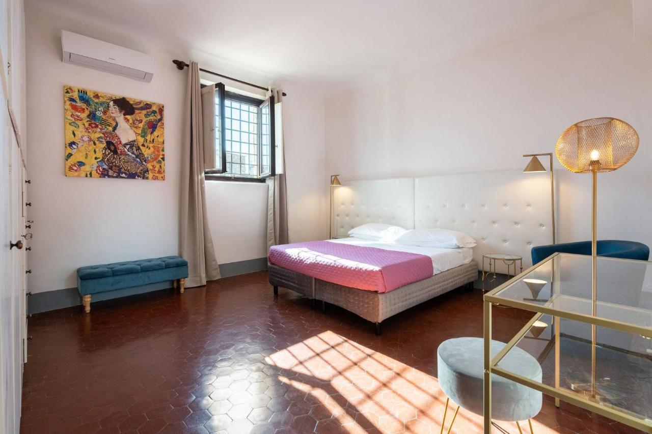 Borgo Santa Croce * Firenze