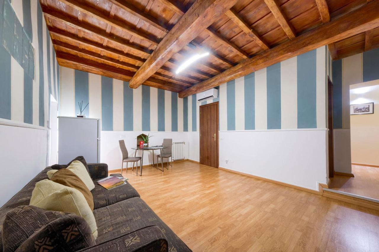Boutique Santa Maria Novella Firenze