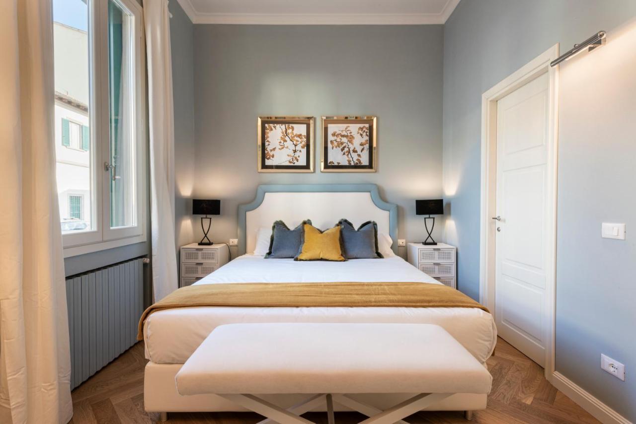 Lejlighed Dimora San Frediano, Oltrarno's Gem With Patio Firenze