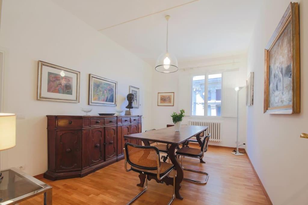 Appartement Florence- Biblioteca With View *
