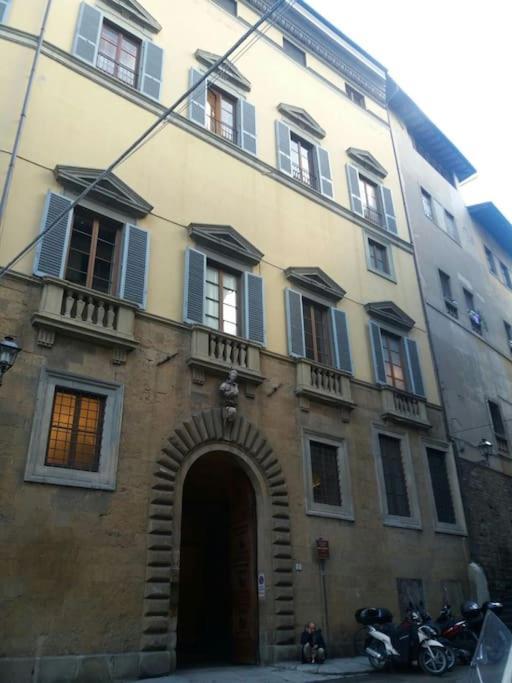 Apartamento Il Rifugio Di Michelangelo.firenze,ponte Vecchio. Florença