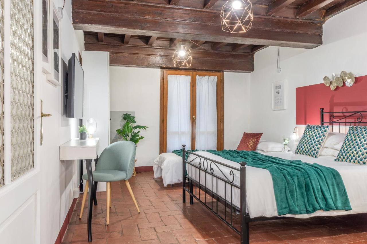 Wine Ciliegiolo Appartement Florence