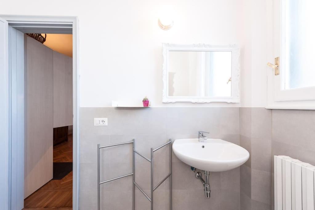 Loft Olmo Centrale, A/c Wifi Firenze