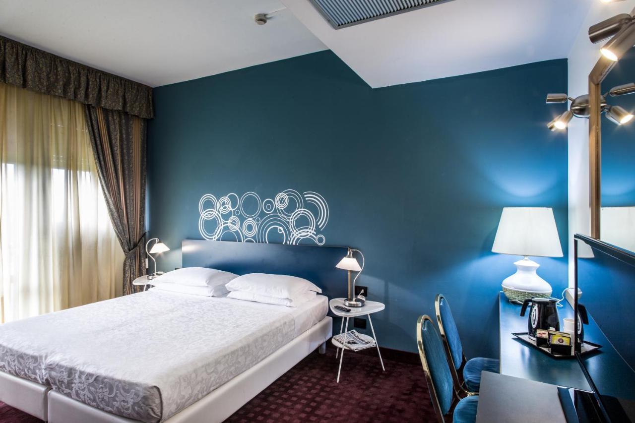 Mirage Hotel 4*