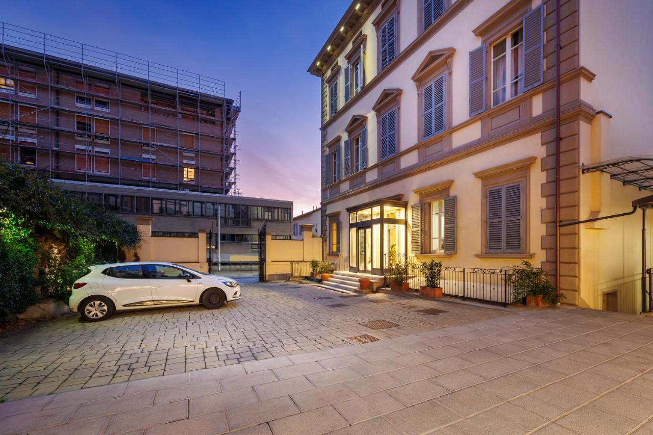 Embassy Florence