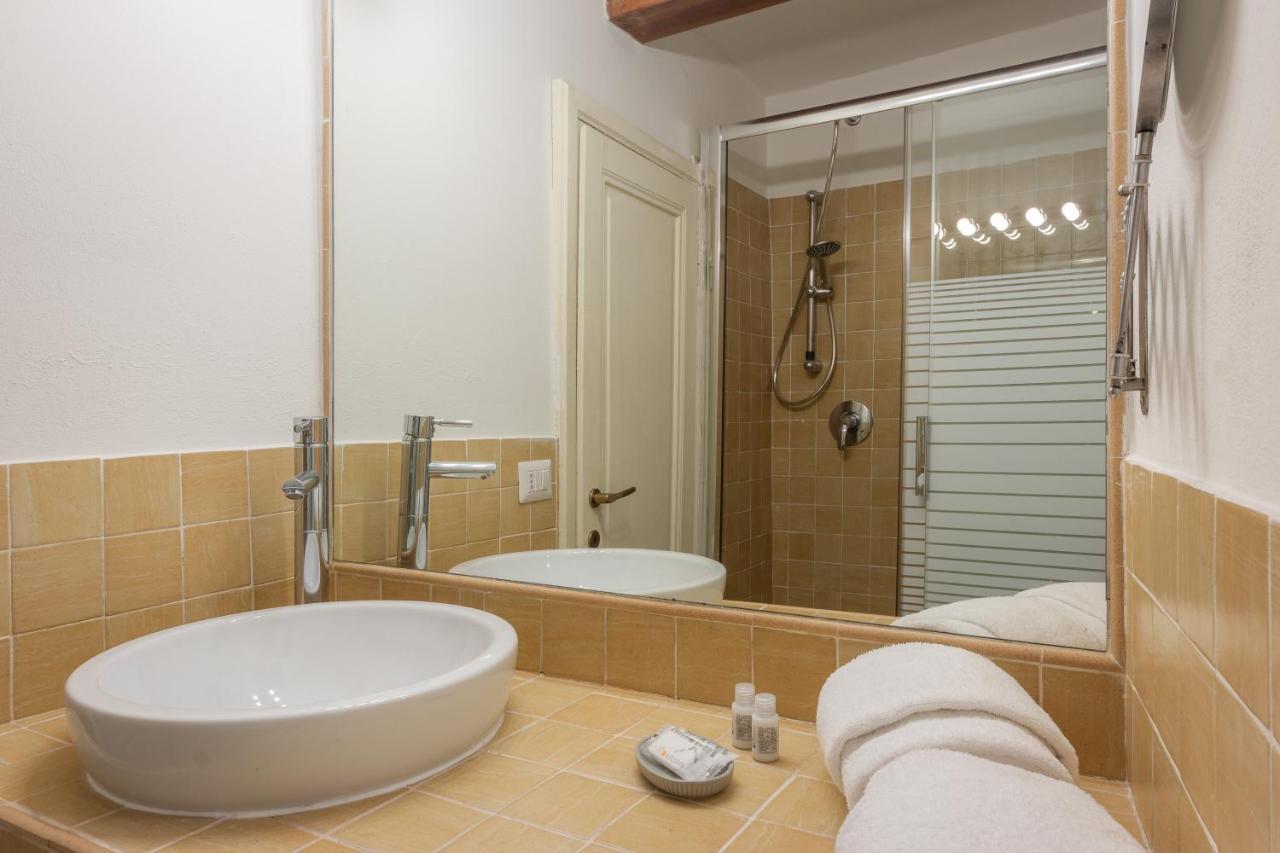 Signoria Florentine Apartment