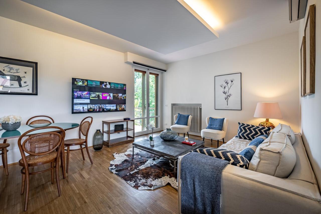 Yid Penthouse On River With Parking Appartement *