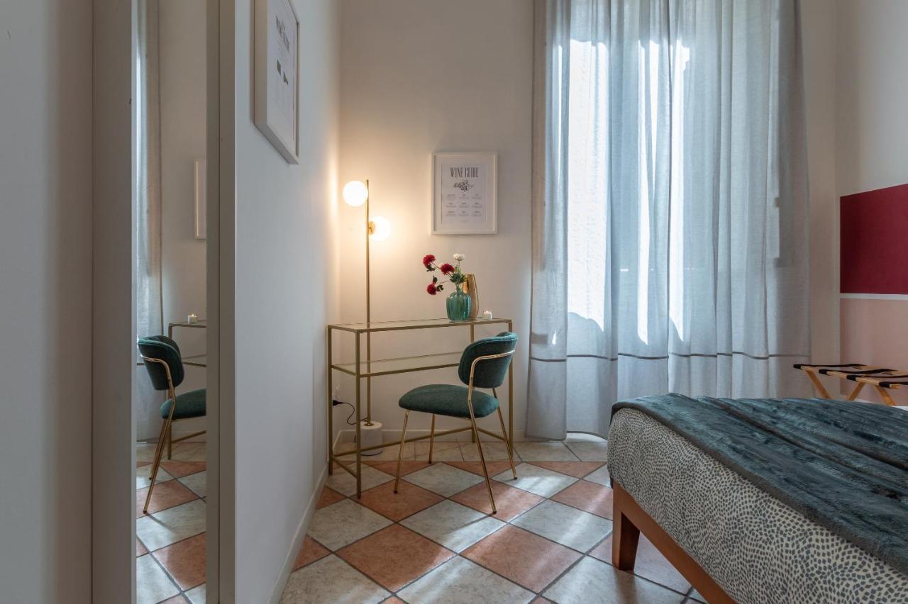 Wine Pinot Apartamento