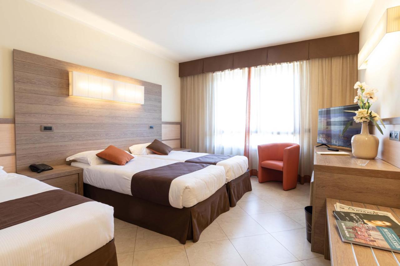 Nilhotel Hotell 4*