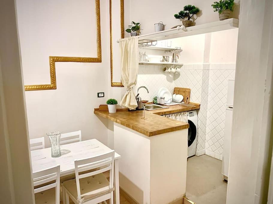 Lovely And Cozy In The Position Appartamento Firenze