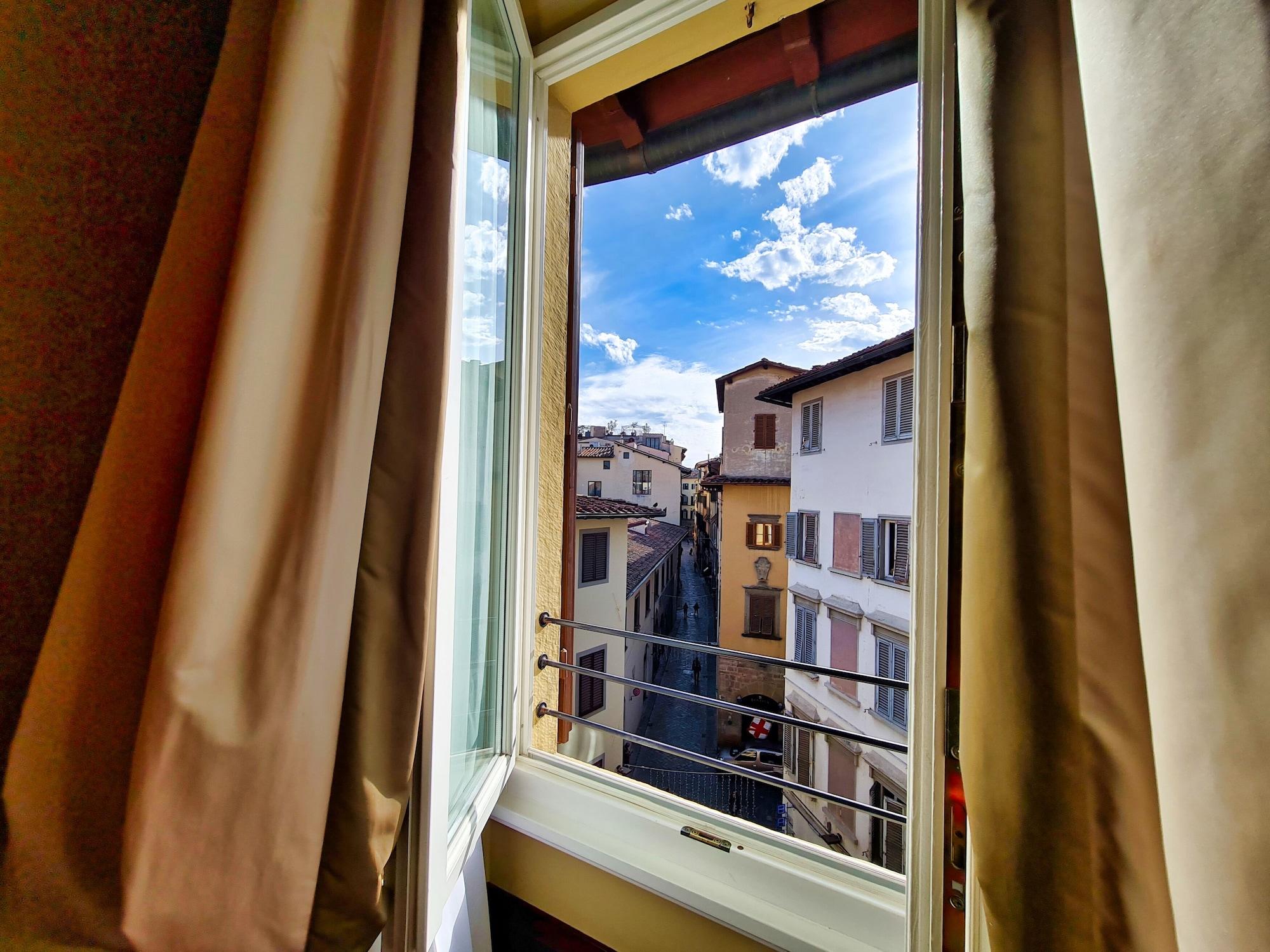 Hotel L'orologio - Wtb 4*